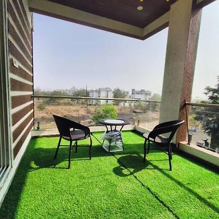 Lavish 3Bhk Villa F2 - Private Pool - The Heaven Pālghar Dış mekan fotoğraf